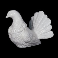 Скульптура ритуальная 021 14х12х12см мрамор